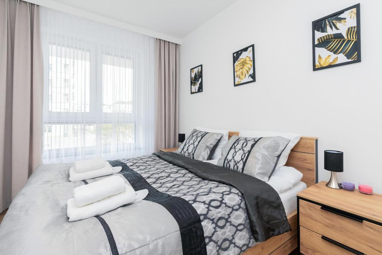 Navalis Apartments Gdynia By Noclegi Renters Ngoại thất bức ảnh